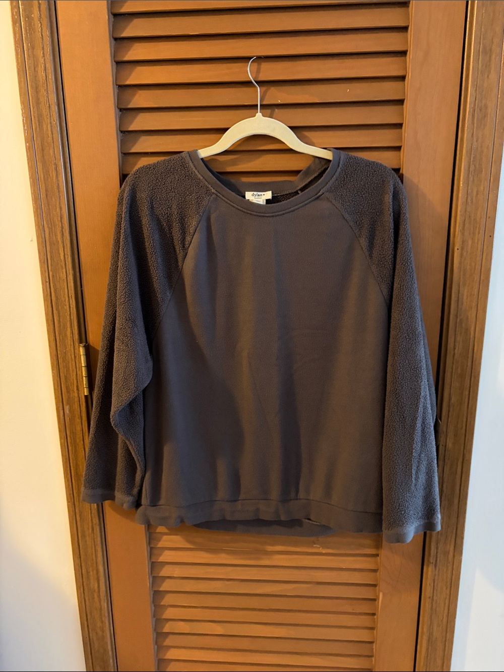 dylan Dark Gray Crewneck Pullover Sweater